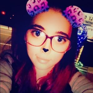 Meet your Posher, Johna